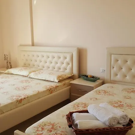 Amaris * Sarande